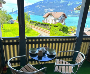 SwissHut Stunning Views Alps Lake - Studio Du Lac